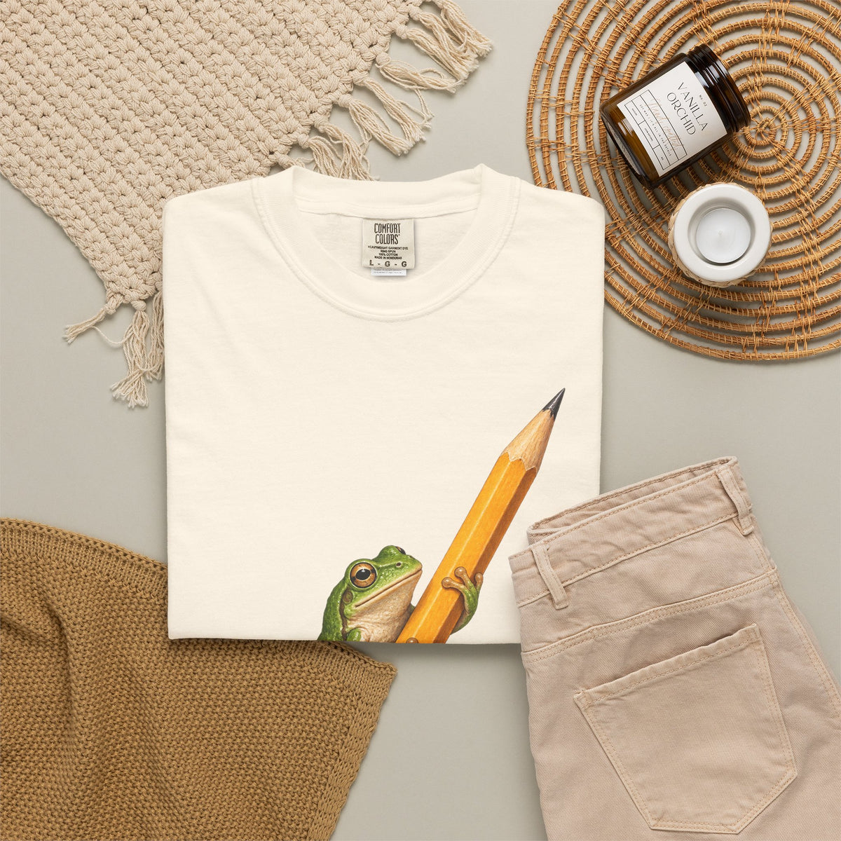 Green Tree Frog on Yellow Pencil Tee Cute Frog Pencil Macro Wildlife Shirt