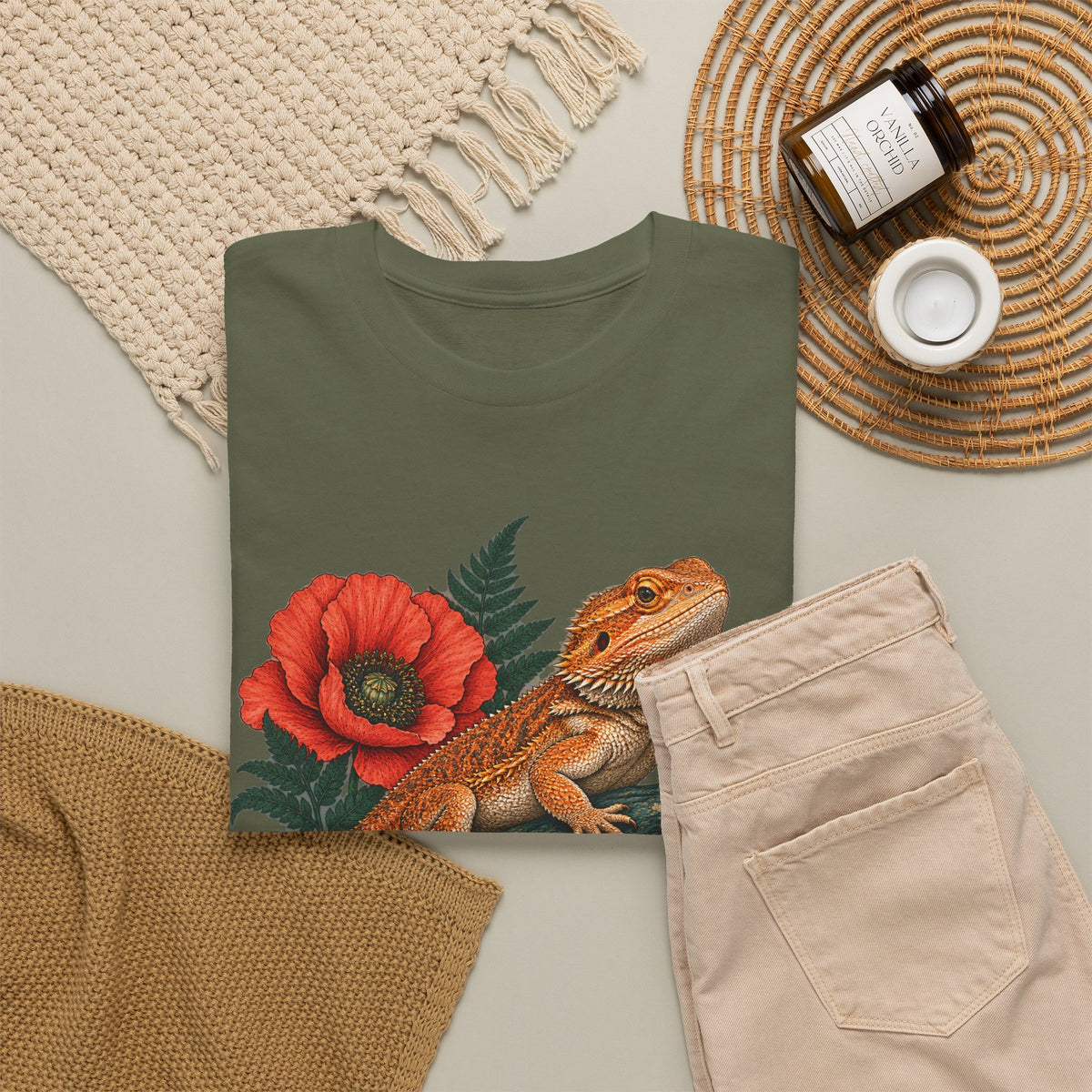 Bearded Dragon Red Poppies T-Shirt Botanical Lizard Floral Tee